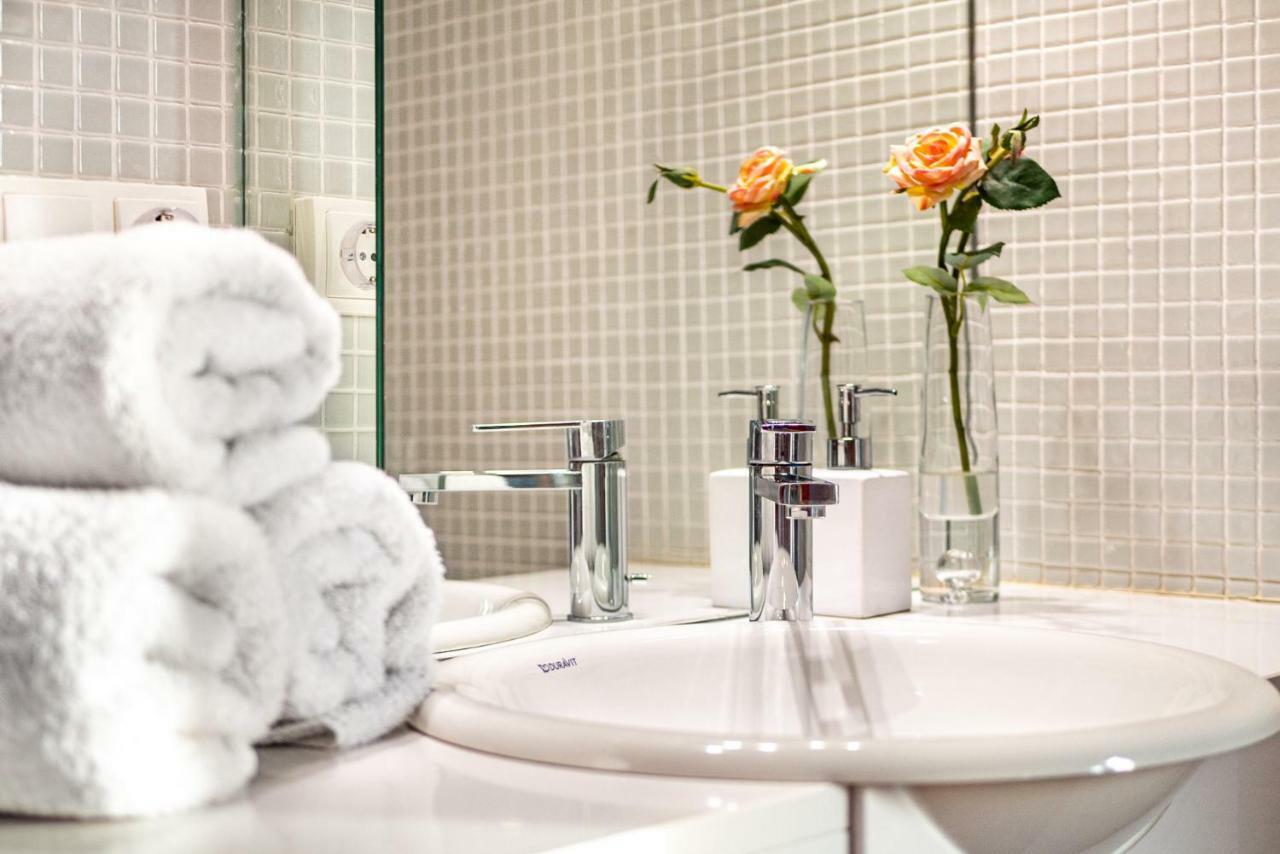 Luxury Penthouses 1 Барселона Экстерьер фото